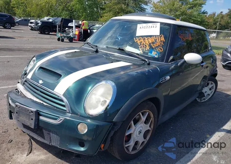 2004 Mini Cooper S из США, поврежденный, VIN WMWRE33444TD89299